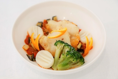 dIUOrnQa2l8ktHuxaOWj.jpg?w=940&h=940