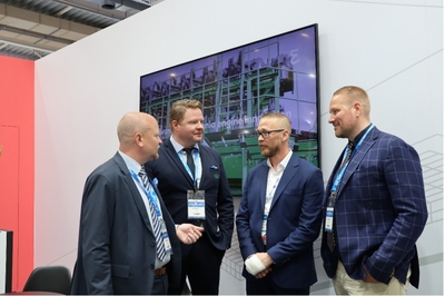 （写真：左から、WE Tech セールスディレクター Martin Andtfolk氏、WE Tech CCO Olli-Pekka Aalto氏、Everllence PrimeServ Omnicare グローバル事業開発マネージャー Thomas Andreassen氏、WE Tech CEO Henri Kinnunen氏）