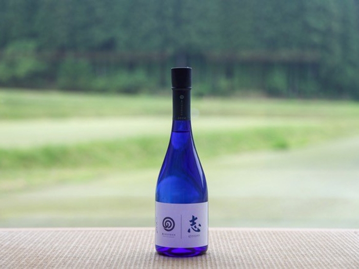 金沢大学オリジナル日本酒「志」