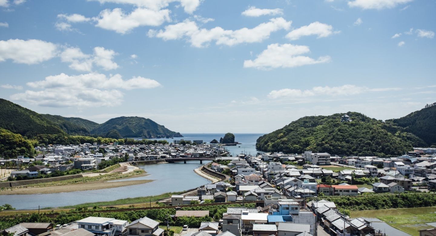 徳島県 美波町・牟岐町が過疎地連携。「地域の写真資産」と「DX基盤」を同時構築プロジェクトを開始。