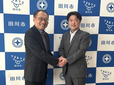 右）田川市・村上市長