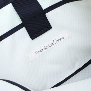 dR7LnECQ0nrwEyoxrOcS.jpg?w=940&h=940