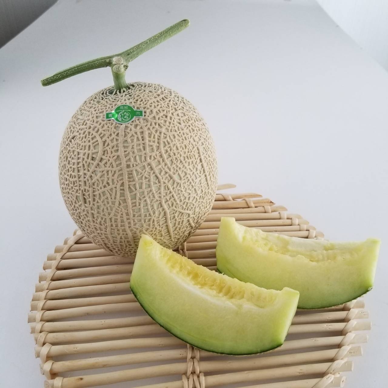 1株1果で甘みたっぷり!京丹後産のこだわり栽培メロン「ゆめろん」 、「JAタウン」のショップ「JA全農京都ショップ」で販売中!