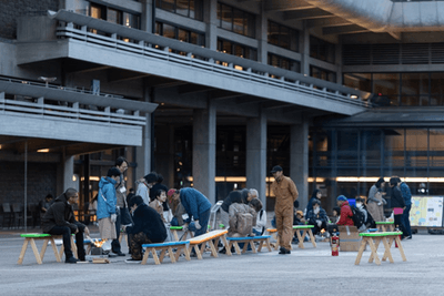 OKAZAKI PARK STAGE｜ちっちゃい焚き火（薪ストーブ）を囲んで語らう会／ロームシアター京都／撮影：中谷利明