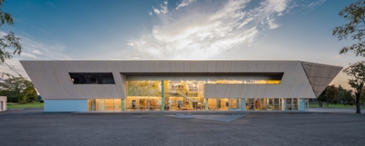 ライフパフォーマンス室が設置されている「東川町共生プラザそらいろ」 撮影：今田耕太郎