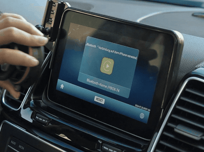 db985h6QxIFeLzMFtjQ3.gif?w=940&h=940