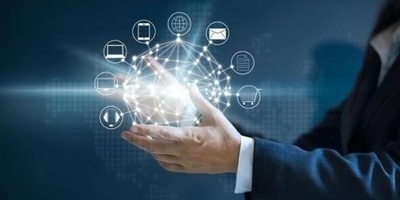 dbnssLIPsfF5kbdNwzrK.jpg?w=940&h=940