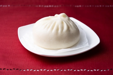 ヨダレが出るほど美味しく、ヨダレのように溢れ出る肉汁！ 地元静岡の牛肉を贅沢に使った “ヨダレ”がテーマの牛肉まん「よだれ肉まん」が登場