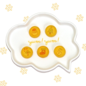 １つずつにクリスマスの絵柄がプリントされています