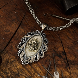 dlfF5Zahb8Dn9hvEuV9e.jpg?w=940&h=940