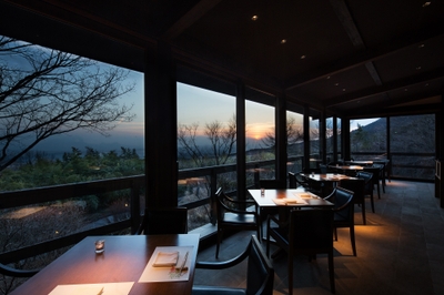 dmgS32pNd5uSv7fY6cBK.jpg?w=940&h=940