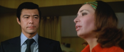 「撃たれる前に撃て！」©1976松竹株式会社