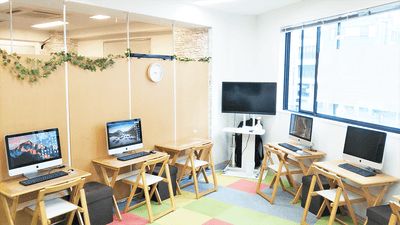 dw70QHJrDxW2YmJyIkX0.png?w=940&h=940