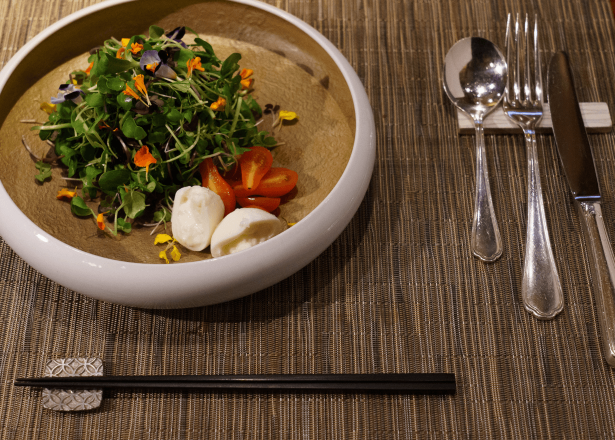 広島 梶谷農園のマイクロハーブと、奇跡のオスミックトマト