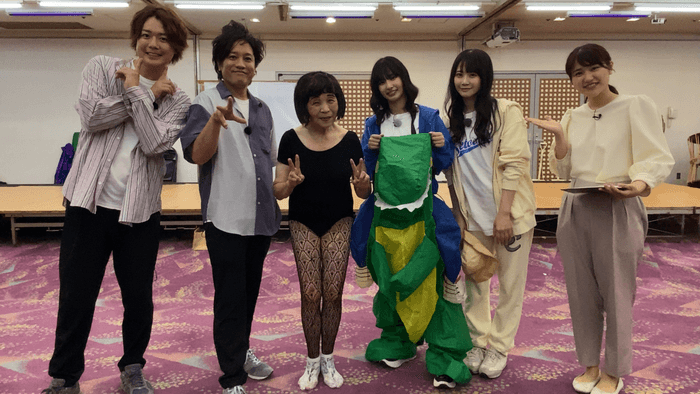 左か ぺこぱ(シュウペイ・ 松陰寺太勇)、名物女将、STU48(沖侑果・中村舞)、玉野初季アナウンサー