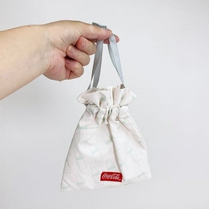 dxsKHP39Gg3kyFcRxaMt.jpg?w=940&h=940