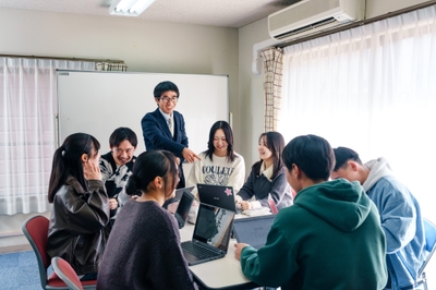 dzBfkWM20xrrbDbRr4Wr.jpg?w=940&h=940