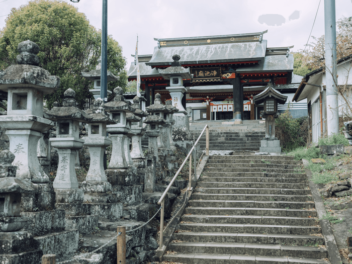 胸突雁木(石段)、浄池廟