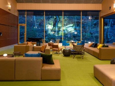 e55BNzdLkBz4OQS1s0uH.jpg?w=940&h=940