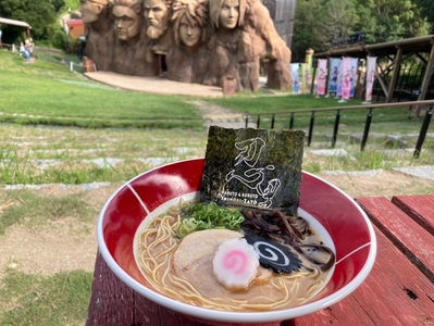 eEn4YFDBtSF3i0kNGbHK.jpg?w=940&h=940