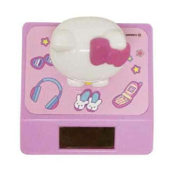 ゆらゆら癒しのハローキティ。車やデスクに飾れるソーラーマスコット