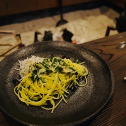 神奈川・葉山に完全予約制の “グルテンフリー”囲炉裏イタリアンがオープン　 自然栽培×白砂糖不使用×無添加のパスタをメインに提供