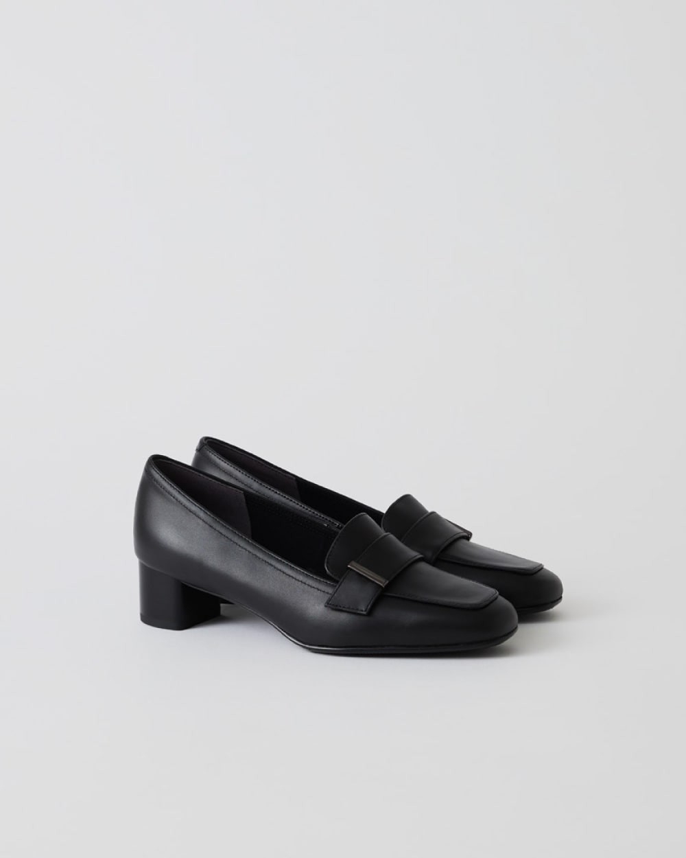 F57R BJ ━ Black ¥22,000 inc.tax