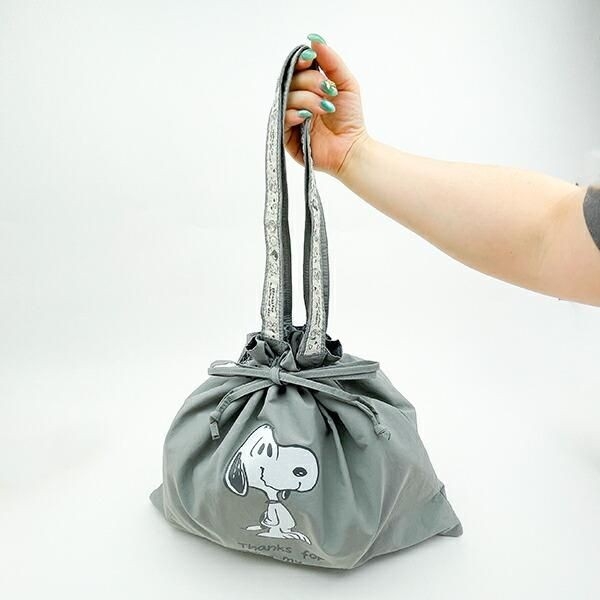 スヌーピーのバッグ
