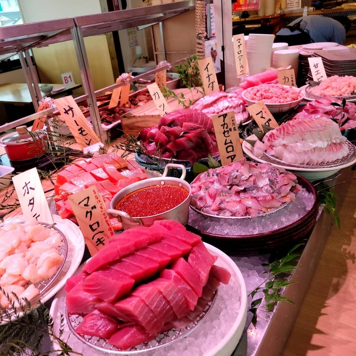 「おさしみ天国・小田原海鮮ゴーゴー!!」おさしみの種類が通常の2倍の10種類に!