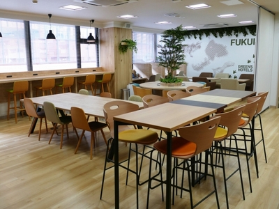 eZFjAcClg2nZpr2FKFbL.jpg?w=940&h=940