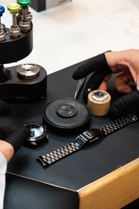 ebikCDU9Huq5CACXuZCv.jpg?w=940&h=940