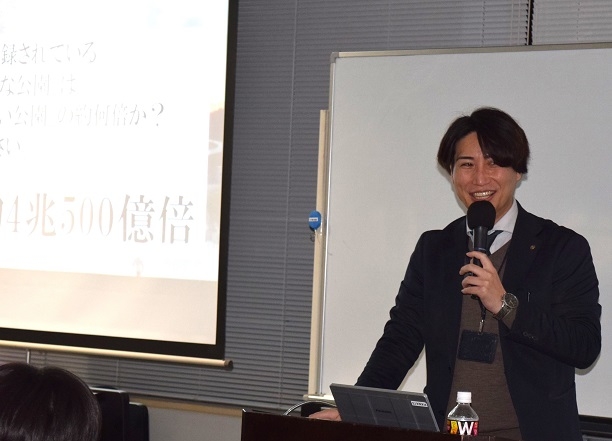 横浜北部地域責任者の大野先生が笑顔で進行！