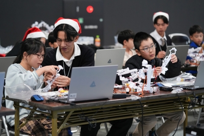 efUUX3V8kwz3q0lgcezo.jpg?w=940&h=940