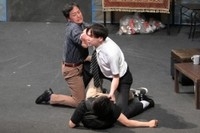 「眠っているウサギ」舞台写真( 撮影：関口淳吉）