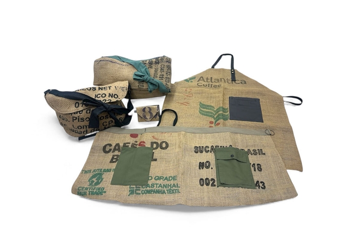 コーヒー麻袋のアップサイクル商品