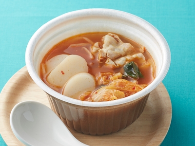 トックと豚肉のキムチチゲスープ画像（画像はイメージです。）