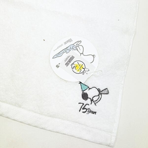 スヌーピー75周年限定デザインカルわたタオル