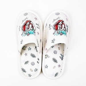 ディズニーのスリッパ