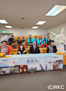 eoLIjYeEHYuCIsNT2j7R.png?w=940&h=940