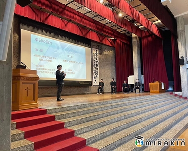 eoS2oEa6vEmP81JeSa04.jpg?w=940&h=940