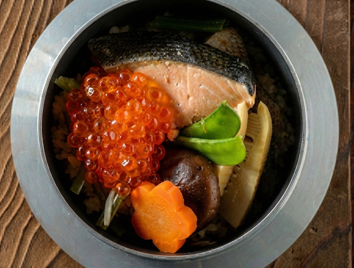 【木曽川夕景 鮭いくら釜】