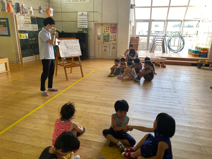 遊び方は簡単なので、すぐ覚えてくれました