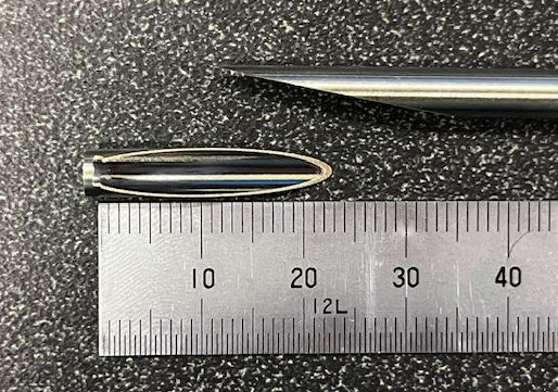 医療用精密パイプ(ワイヤーカット写真)