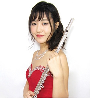 深澤美香(島村楽器 イオンモール日の出店) 曲目:ハンガリー農民組曲 (バルトーク 作曲)