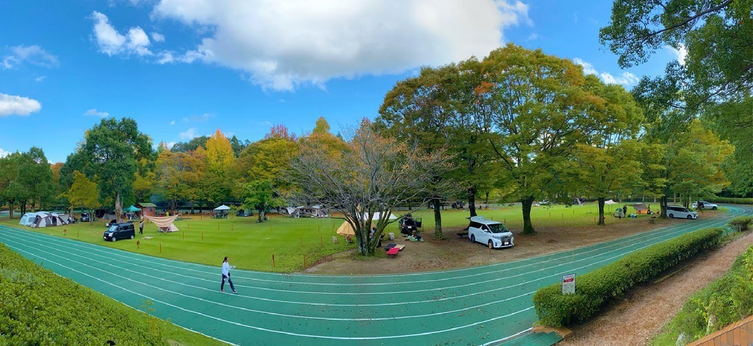 オートキャンプサイト「RESOL NO MORI CAMP SITE」が人気! エリアを拡張して2021年3月末まで期間延長♪