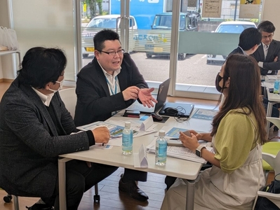 f2CMSDQHvMEzN15IVl4n.jpg?w=940&h=940