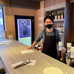 店主の白崎さん