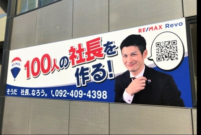 fBh4GfQUqyxUcRkbrLrr.jpg?w=940&h=940