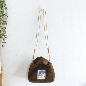 ディズニーのファーバッグ