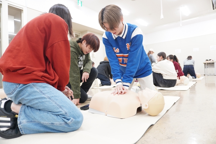 連動アプリで精度を確認し、何度も練習を重ねます